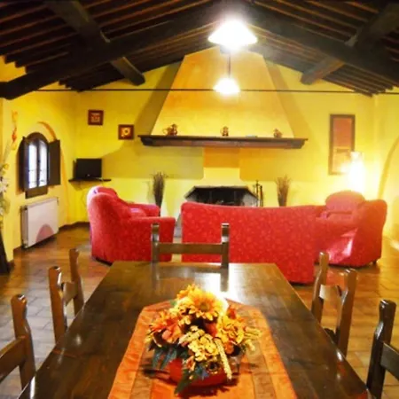 Caioncola Sleeps 6 Pool Wifi T763561 Ravigliano