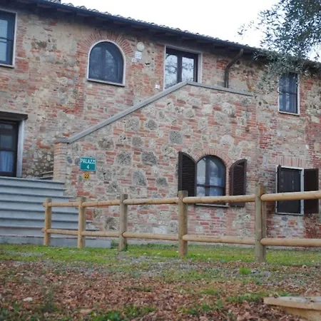 Caioncola Sleeps 6 Pool Wifi T763561